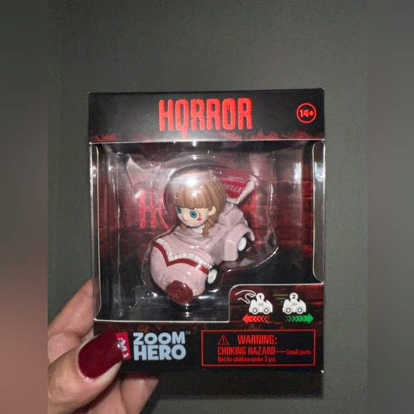 NIB• YuMe Horror Zoom Hero• Annabelle Movie - Picture 2 of 4